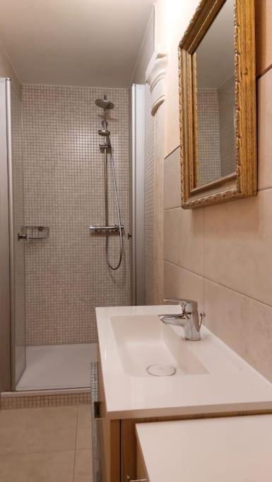Helle Wohlfuehloase Im Suedviertel Apartment Marburg Exterior photo